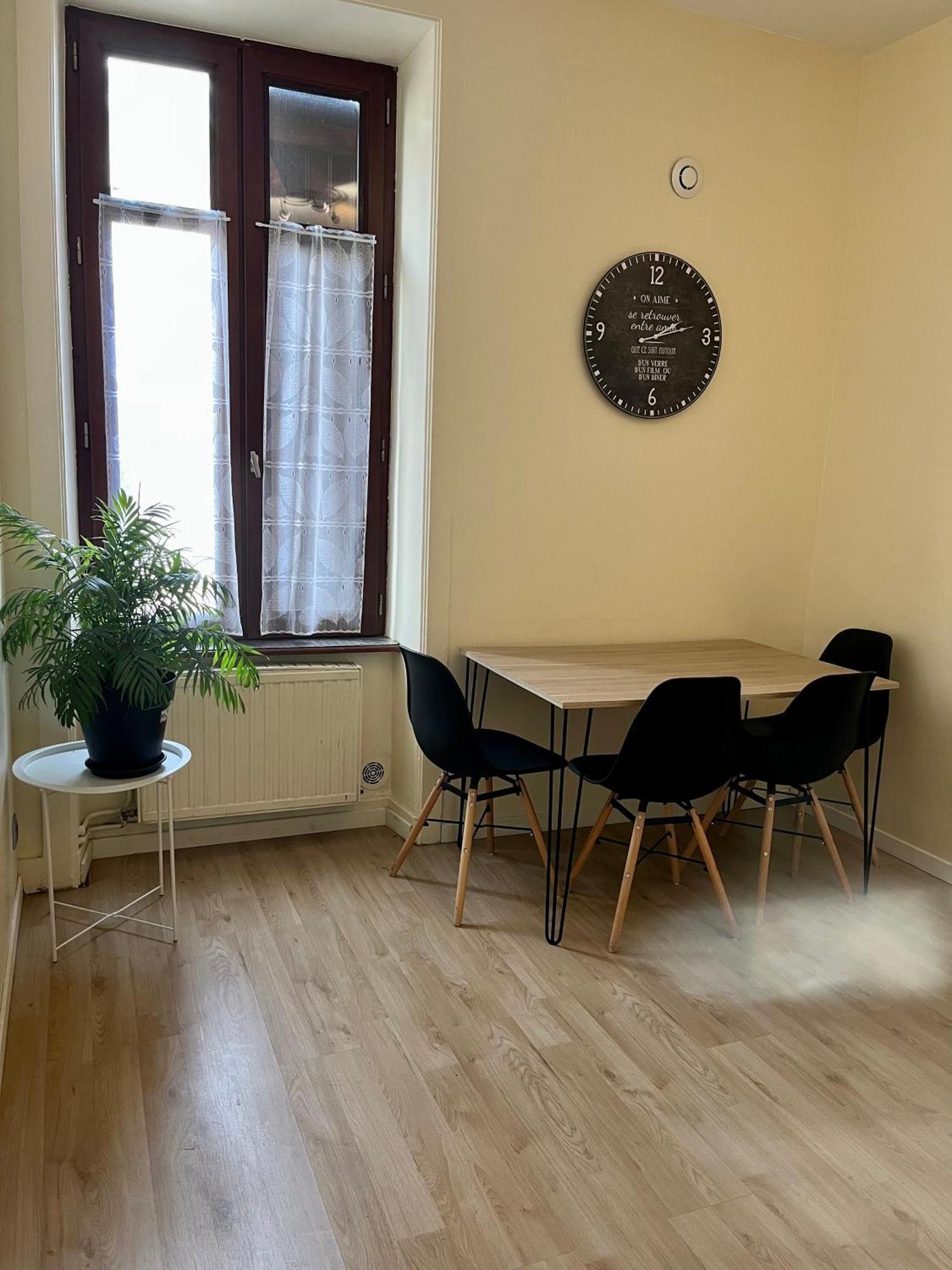 Superbe Appartement, Proche Gare, Jardin/Terrasse - Dabnb ลิมอจส์ ภายนอก รูปภาพ